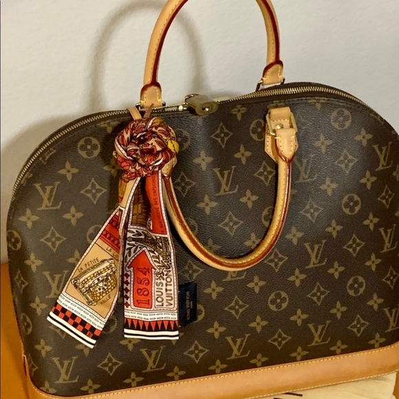 👜SOld 👜Louis Vuitton Alma GM - Picture 2 of 16